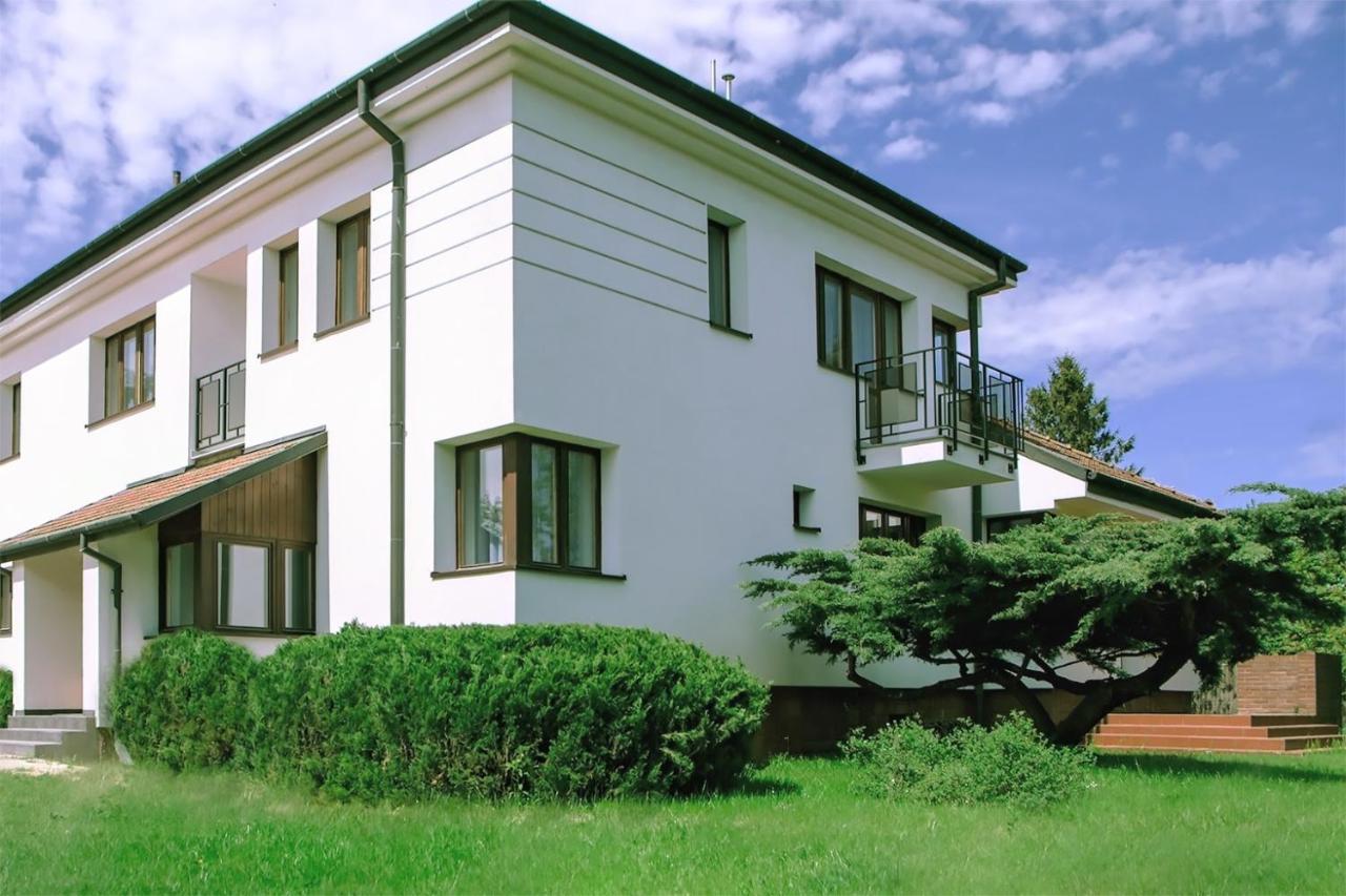 Apart Hostel S8 Blizne Jasinskiego Экстерьер фото