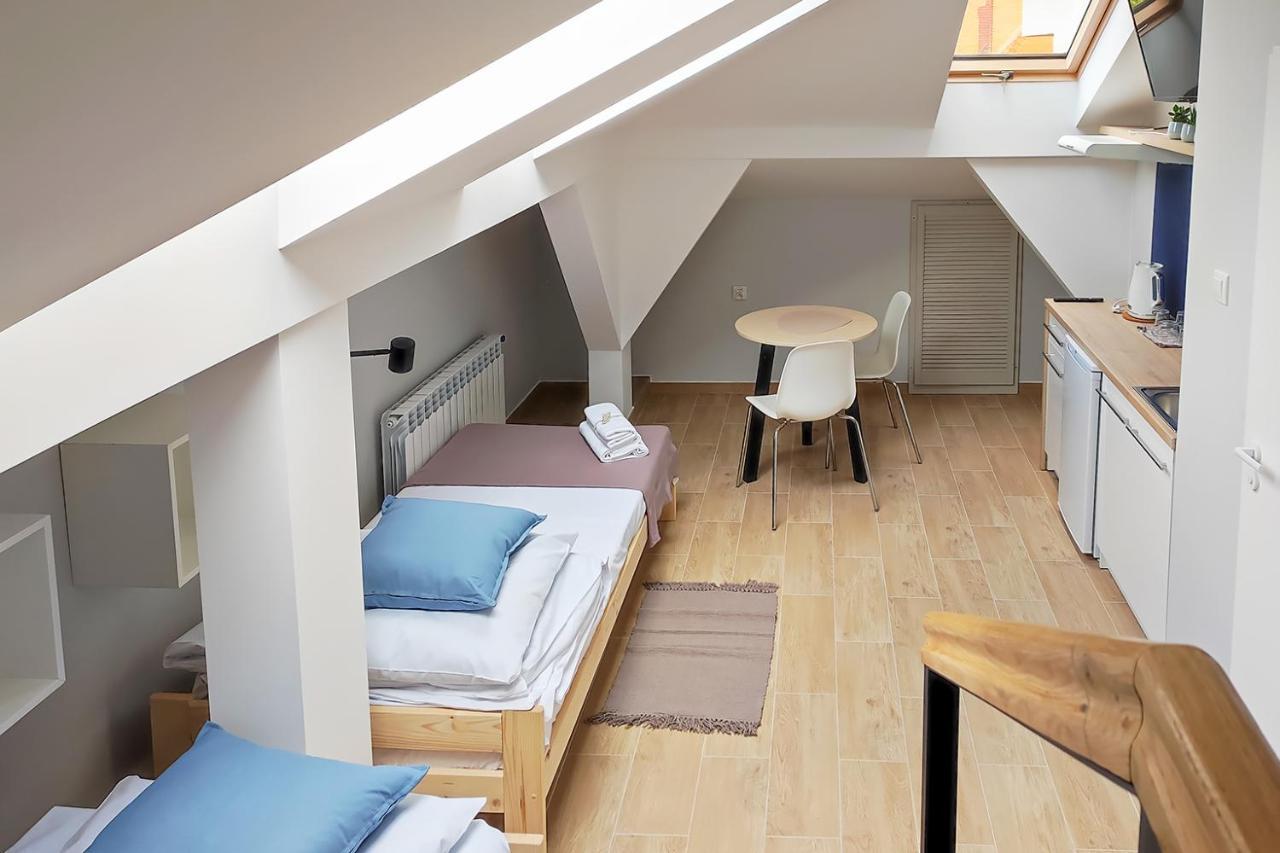 Apart Hostel S8 Blizne Jasinskiego Экстерьер фото