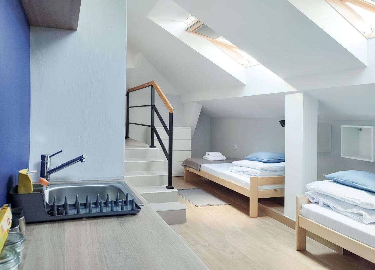 Apart Hostel S8 Blizne Jasinskiego Экстерьер фото