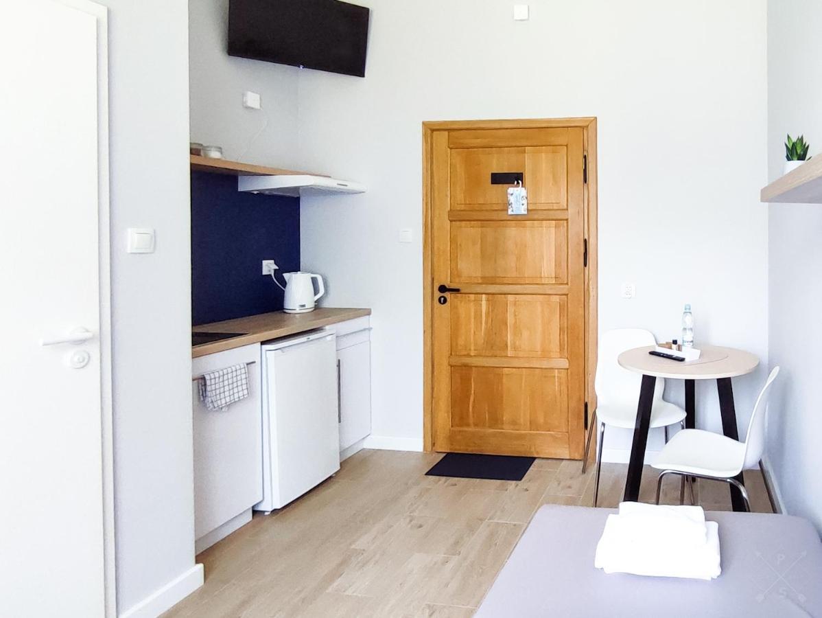 Apart Hostel S8 Blizne Jasinskiego Экстерьер фото