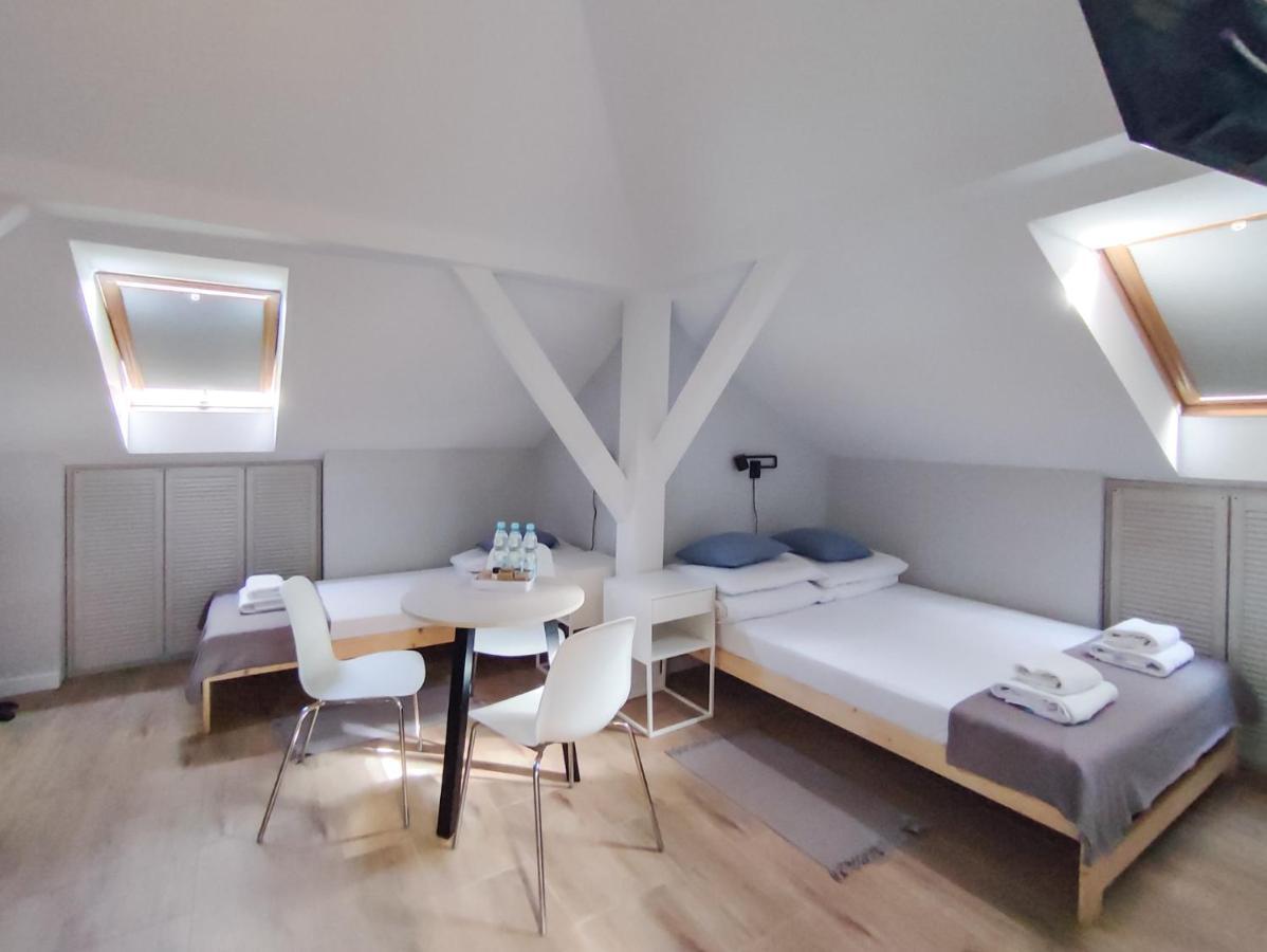 Apart Hostel S8 Blizne Jasinskiego Экстерьер фото
